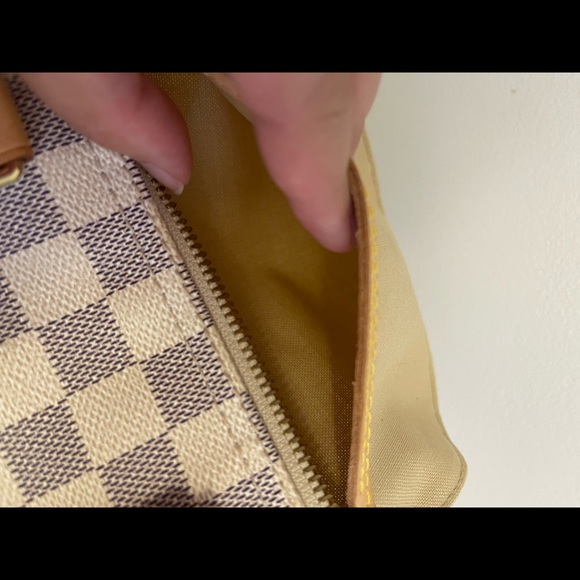 [SOLD] Authentic Louis Vuitton Speedy 25 - Picture 8 of 10